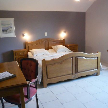 Bed and Breakfast L'orchidée Rochehaut Esterno foto