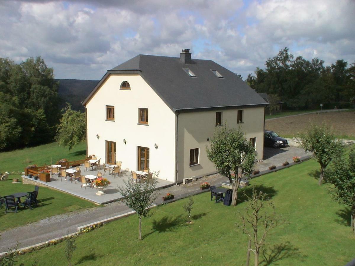 Bed and Breakfast L'orchidée Rochehaut Esterno foto