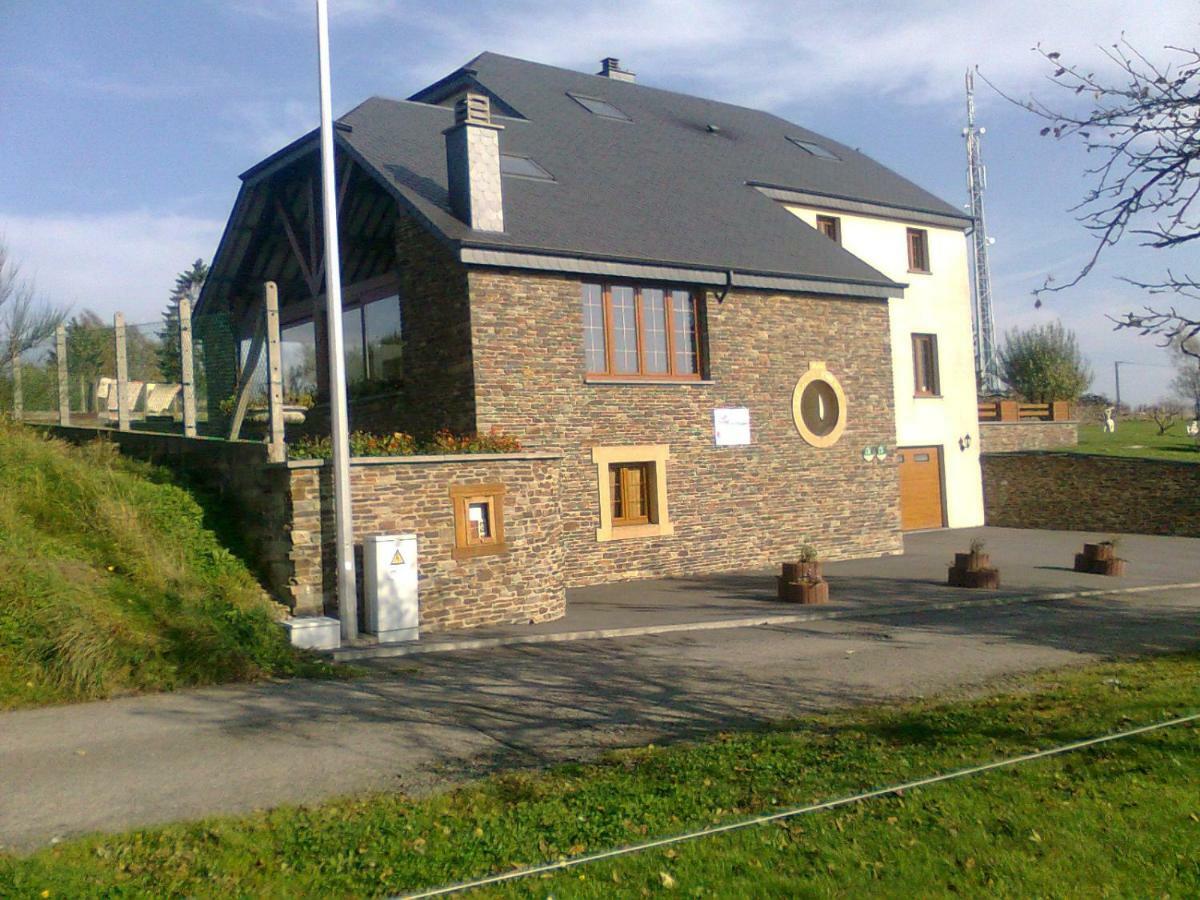 Bed and Breakfast L'orchidée Rochehaut Esterno foto