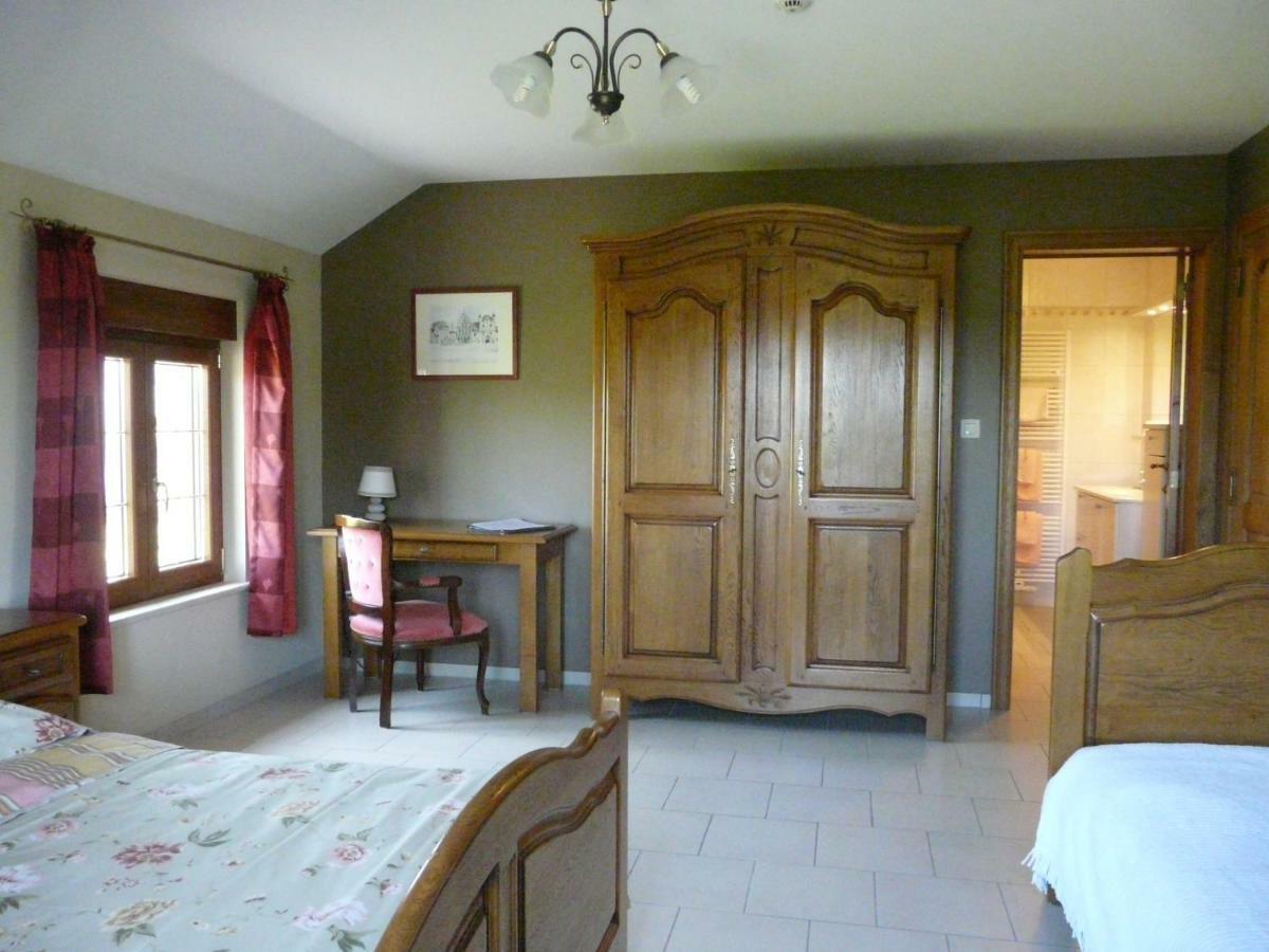 Bed and Breakfast L'orchidée Rochehaut Esterno foto